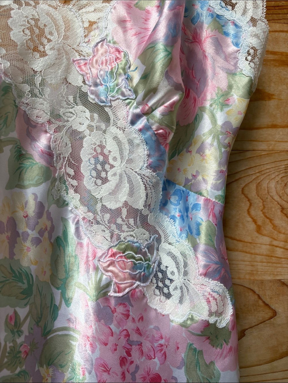 Vintage Gold Label Victoria’s Secret Floral Lace Slip Dress | Small | Y2K - Picture 3 of 9